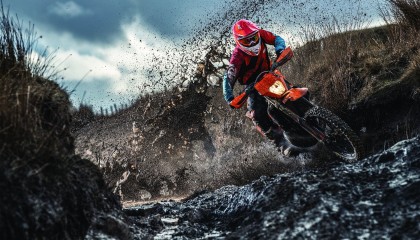 开云体育网址-_海底隧道足球赛：穿越水域的竞技体验_，海底隧道新闻